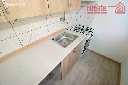 Pronájem bytu 1+1 27 m² Jana Kubelíka, Most