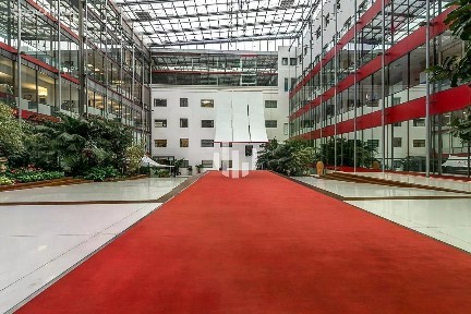 Pronájem kanceláře 127 m² Radlická, Praha - Smíchov