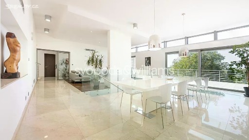 Prodej vily 580 m², pozemek 963 m² Azurová, Brno - Řečkovice