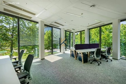 Pronájem kanceláře 20 m² Želetavská, Praha - Michle