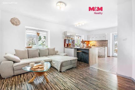 Prodej rodinného domu 179 m², pozemek 844 m²