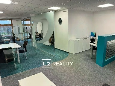 Pronájem kanceláře 90 m² Ostrovského, Praha - Smíchov