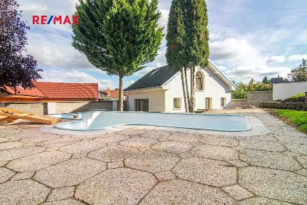 Prodej rodinného domu 198 m², pozemek 831 m² Svárov, Tvrdonice