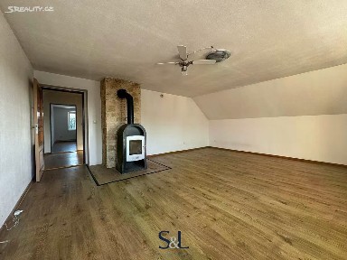 Pronájem bytu 4+1 75 m² Nový Bor - Janov