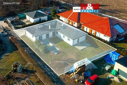 Prodej rodinného domu 220 m², pozemek 796 m² Obce Ležáků, Chrudim - Chrudim III