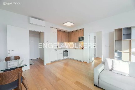 Pronájem bytu 2+kk 73 m² Holečkova, Praha - Praha 5