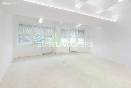 Pronájem kanceláře 41 m² Nademlejnská, Praha - Hloubětín