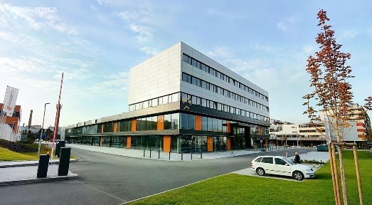 Pronájem kanceláře 199 m² Poděbradská, Praha - Vysočany