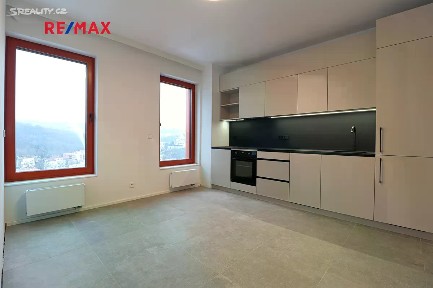 Pronájem bytu 1+1 40 m² Musílkova, Praha - Košíře