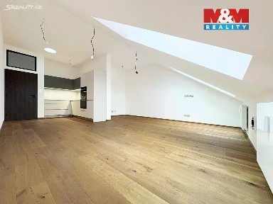 Prodej bytu 2+kk 81 m² 24. dubna, Želešice