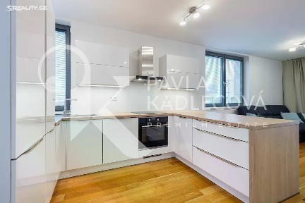 Pronájem bytu 3+kk 100 m² Sokolovská, Praha - Karlín