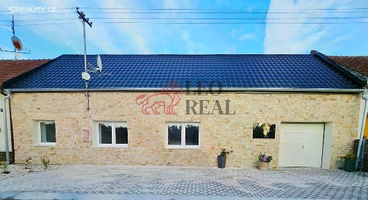 Pronájem rodinného domu 115 m², pozemek 866 m² U Cihelny, Uherské Hradiště - Jarošov