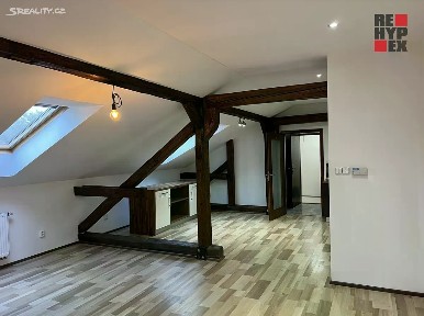 Pronájem bytu 3+kk 75 m² Na Náměti, Kutná Hora - Kutná Hora-Vnitřní Město