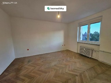 Prodej bytu 3+1 57 m² Jilemnického, Pardubice - Zelené Předměstí