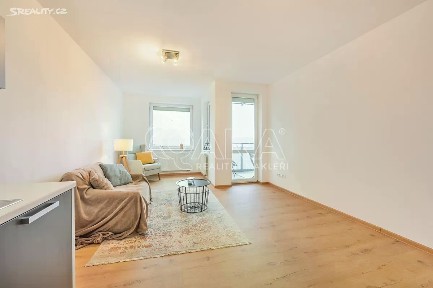 Prodej bytu 2+kk 53 m² Semická, Praha - Modřany