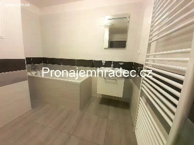 Pronájem bytu 2+kk 51 m² Kejzlarova, Hradec Králové - Nový Hradec Králové