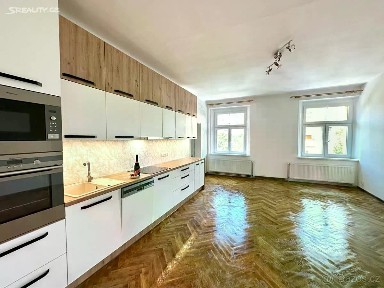 Pronájem bytu 2+kk 80 m² U kněžské louky, Praha - Žižkov