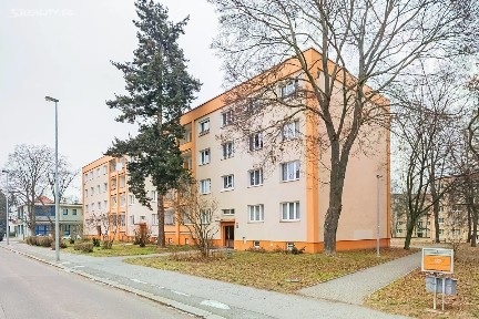 Pronájem bytu 2+1 58 m² Zeyerova alej, Praha - Břevnov
