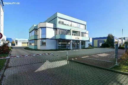Prodej kanceláře 1390 m²