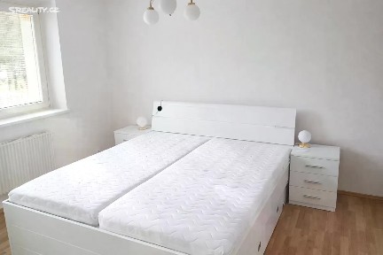 Pronájem bytu 2+1 51 m² Zahradníčkova, Praha - Motol