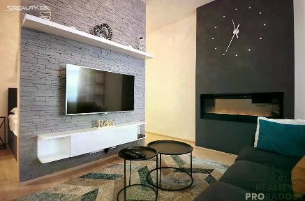 Pronájem bytu 1+kk 50 m² Wuchterlova, Praha - Dejvice