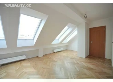 Prodej bytu 4+kk 132 m² Lotyšská, Praha - Bubeneč