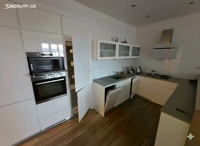 Pronájem bytu 3+kk 78 m² U libeňského pivovaru, Praha - Libeň