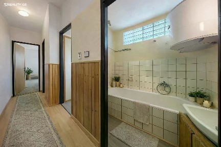 Prodej bytu 3+1 61 m² Jižní, Olomouc - Slavonín