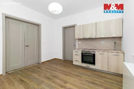 Pronájem bytu 3+kk 65 m² Pardubice - Bílé Předměstí