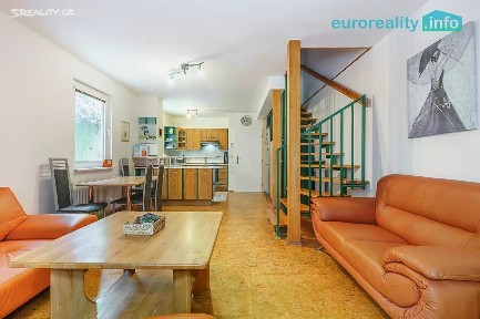 Pronájem rodinného domu 150 m², pozemek 207 m² Boční, Karlovy Vary - Bohatice