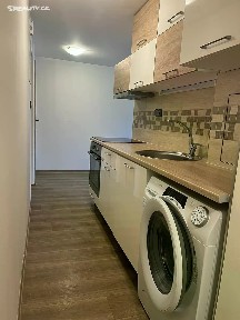 Pronájem bytu 1+kk 30 m² Jarošova, Litoměřice - Předměstí