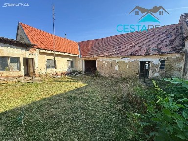 Prodej rodinného domu 242 m², pozemek 1496 m² Hostěradice - Chlupice
