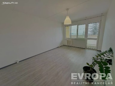 Pronájem bytu 2+1 62 m² Komenského, Plzeň - Bolevec