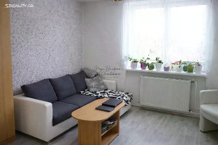 Pronájem bytu 2+1 68 m² Zbůch