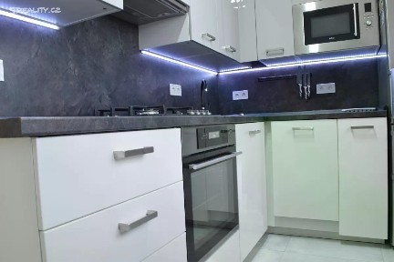 Pronájem bytu 2+1 52 m² Alberta Kučery, Ostrava - Hrabůvka