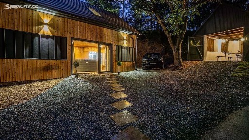 Prodej rodinného domu 188 m², pozemek 1719 m² Čečkovice