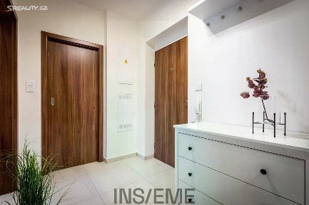 Pronájem bytu 2+kk 54 m² Kyselkova, Brno - Sadová