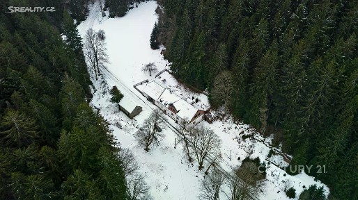Prodej chalupy 648 m², pozemek 907 m² Strašín - Zuklín