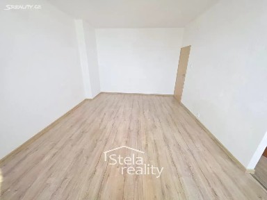 Pronájem bytu 2+1 49 m² Komenského, Břidličná