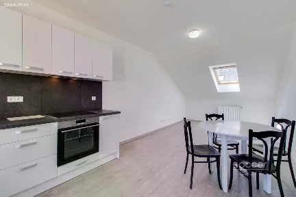 Pronájem bytu 2+kk 52 m²