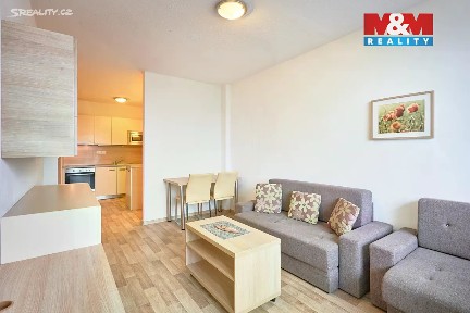 Prodej bytu 2+kk 45 m² Všemina