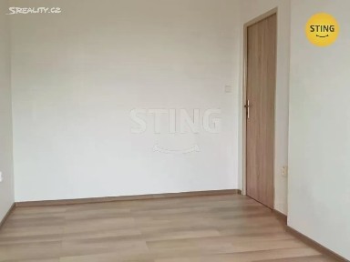 Pronájem bytu pokoje 20 m² Pod Břehem, Třinec - Staré Město