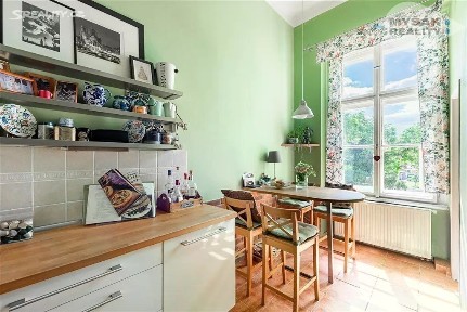Prodej bytu 3+1 102 m² Vyšehradská, Praha - Nové Město