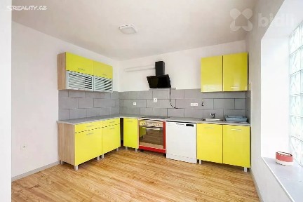 Pronájem bytu 3+1 120 m² Generála Svobody, Broumov