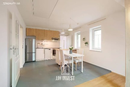 Prodej bytu 2+kk 59 m² Letecká, Libčice nad Vltavou