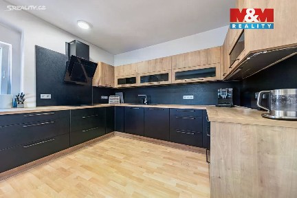 Prodej rodinného domu 480 m², pozemek 1898 m² Krásný Les