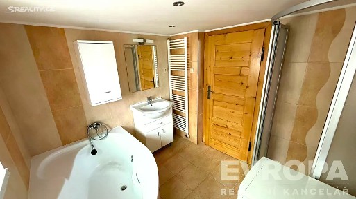 Prodej bytu atypický 35 m² Nádražní, Hostinné