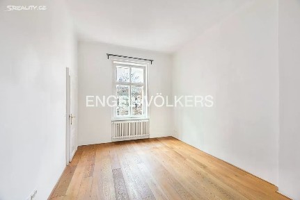 Pronájem bytu 2+kk 57 m² Kaizlovy sady, Praha - Karlín