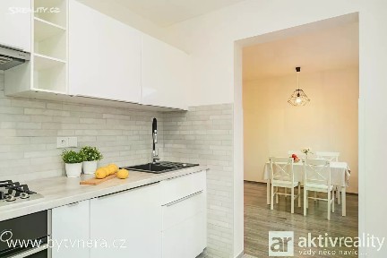 Prodej bytu 2+1 52 m² 28. října, Neratovice