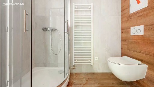 Prodej bytu 1+kk 38 m² Faměrovo náměstí, Brno - Černovice